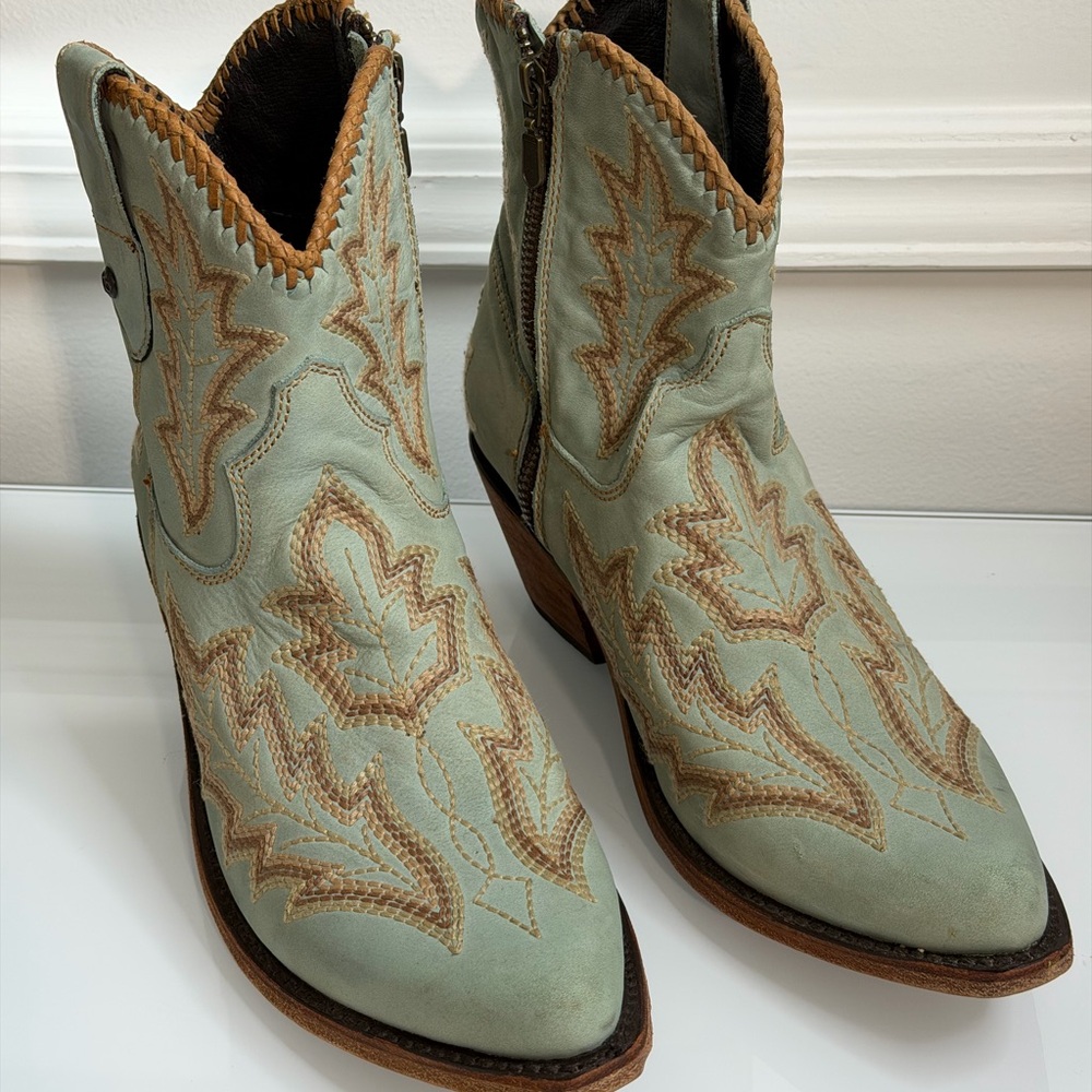 Women's Sage Green Western Ankle Booties with Tan Stitching size 9